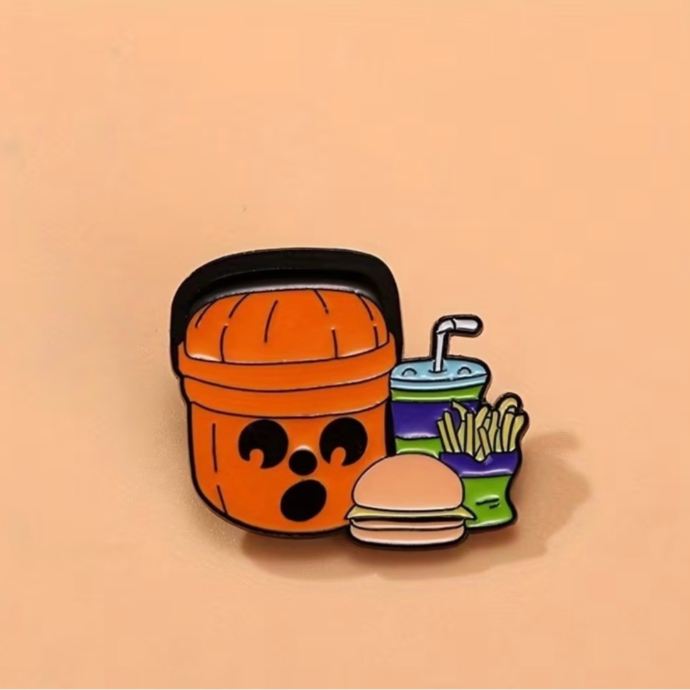 McBoo meal lapel pin - Picture 2 of 3
